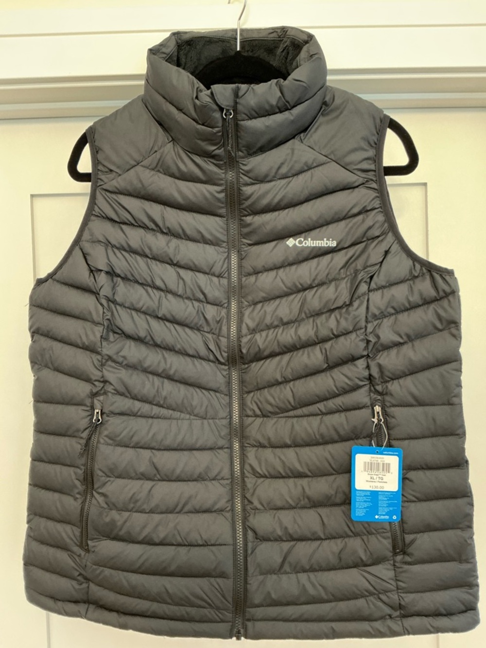 NWT Columbia Women's Edge black Puffer Vest size XL.